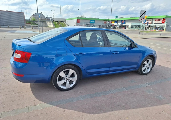 Skoda Octavia cena 35500 przebieg: 271000, rok produkcji 2013 z Warszawa małe 781